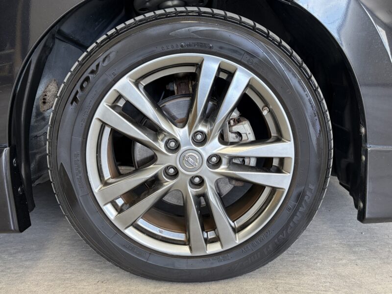ELGRAND エルグランド 350ハイウェイスター アーバンクロム【4WD】