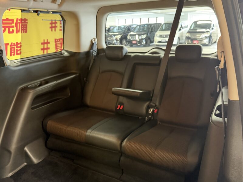 ELGRAND エルグランド 350ハイウェイスター 【4WD】