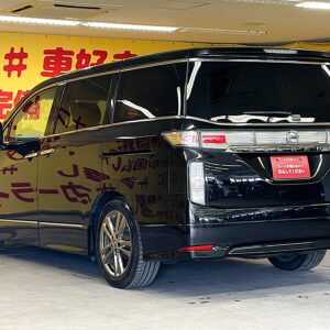 ELGRAND　エルグランド ３５０ハイウェイスター　アーバンクロム【4WD】