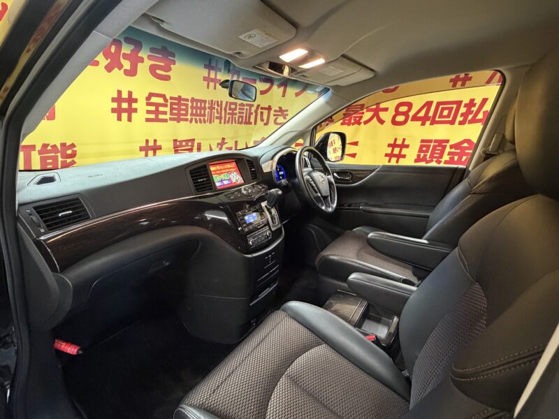 ELGRAND エルグランド 350ハイウェイスター 【4WD】
