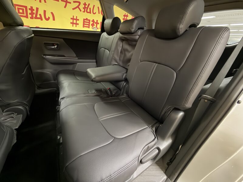 PRIUSα プリウスα S 【ユーザー買取車】
