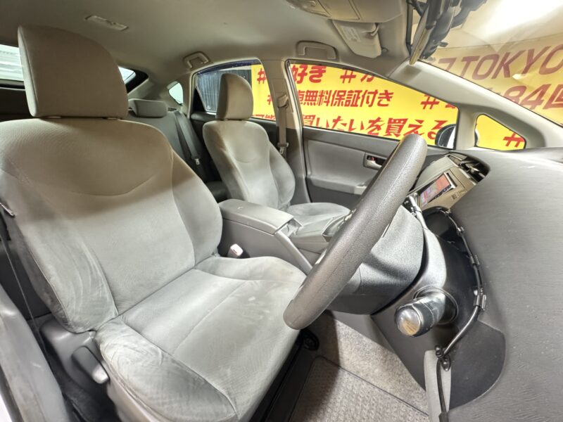 PRIUS プリウス L 【ユーザー買取車】