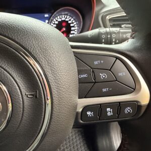 JEEP COMPASS　ジープ・コンパス　トレイルホーク【総合評価優良車】【限定特別仕様車】【４WD】【ワンオーナー】【車検２年付】