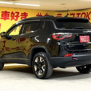 JEEP COMPASS　ジープ・コンパス　トレイルホーク【総合評価優良車】【限定特別仕様車】【４WD】【ワンオーナー】【車検２年付】