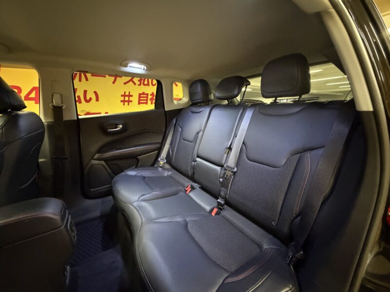 JEEP COMPASS ジープ・コンパス トレイルホーク【総合評価優良車】【限定特別仕様車】【4WD】【ワンオーナー】【車検2年付】