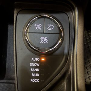JEEP COMPASS　ジープ・コンパス　トレイルホーク【総合評価優良車】【限定特別仕様車】【４WD】【ワンオーナー】【車検２年付】