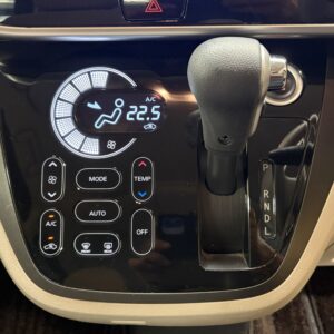 DAYZROOX　デイズルークス　X　【4WD】【ワンオーナー】【車検２年付】