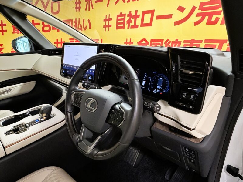LEXUS LM500h バージョンL 【総合評価優良車】【4WD】