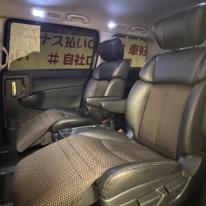 ELGRAND エルグランド ２５０ハイウェイスター【カスタム】【車検２年付】