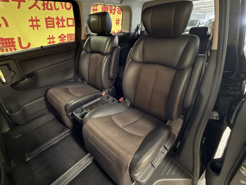 ELGRAND エルグランド 350ハイウェイスター アーバンクロム【4WD】