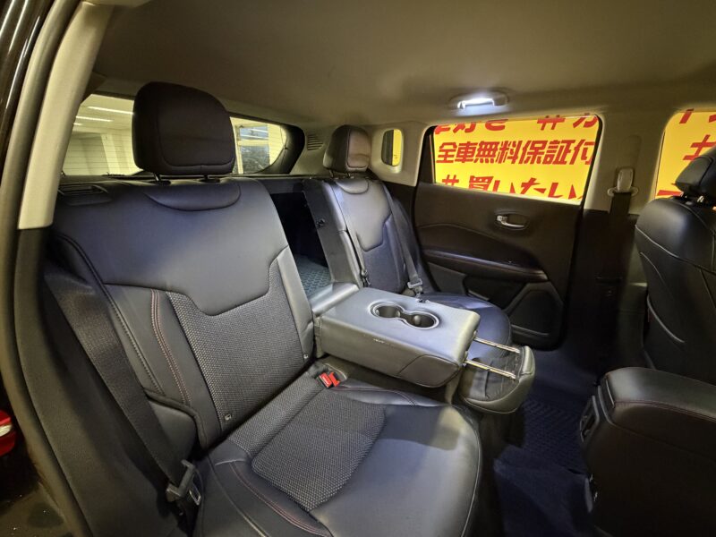 JEEP COMPASS ジープ・コンパス トレイルホーク【総合評価優良車】【限定特別仕様車】【4WD】【ワンオーナー】【車検2年付】