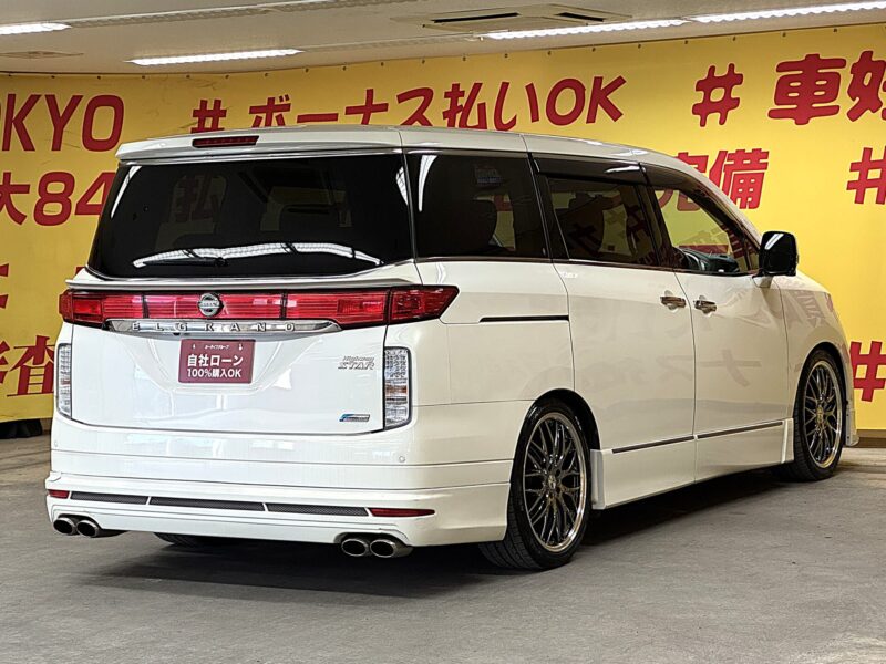 ELGRAND エルグランド 350ハイウェイスター 【カスタム】
