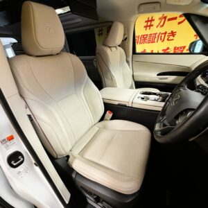 LEXUS　LM500ｈ　バージョンL　【総合評価優良車】【４ＷＤ】