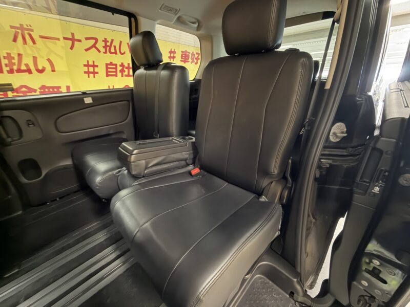 SERENA セレナ ライダー ブラックライン S-HV【特別仕様車】【総合評価優良車】【車検2年付】