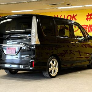 SERENA　セレナ　ライダー　ブラックライン　S-HV【特別仕様車】【総合評価優良車】【車検２年付】