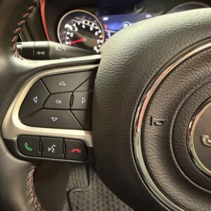 JEEP COMPASS　ジープ・コンパス　トレイルホーク【総合評価優良車】【限定特別仕様車】【４WD】【ワンオーナー】【車検２年付】