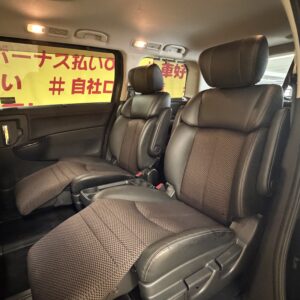 ELGRAND　エルグランド　350ハイウェイスター　【4WD】