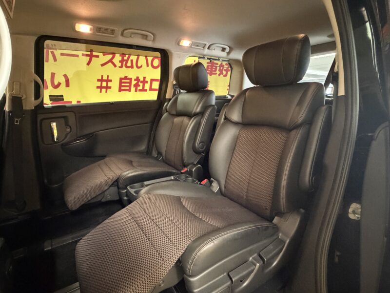 ELGRAND エルグランド 350ハイウェイスター 【4WD】