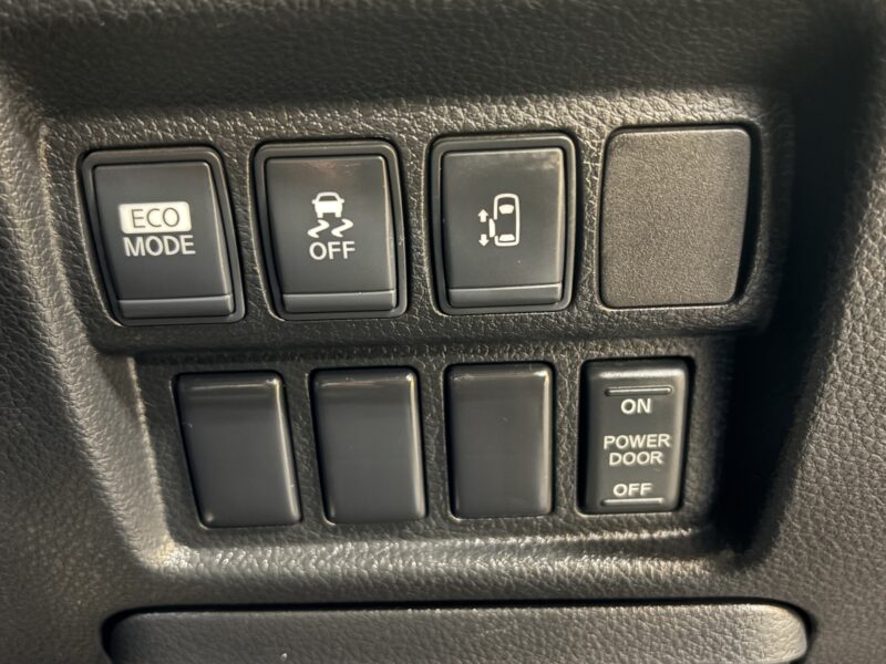 ELGRAND エルグランド 250ハイウェイスター【車検2年付】