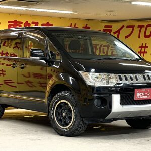 DELICA　デリカD5　M　【カスタム】【4WD】【車検2年付】　