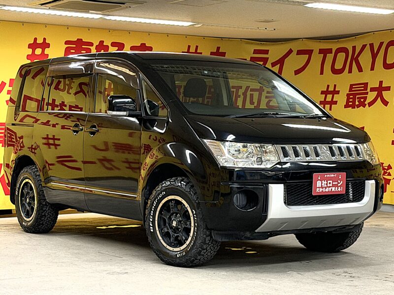 DELICA デリカD5 M 【カスタム】【4WD】【車検2年付】