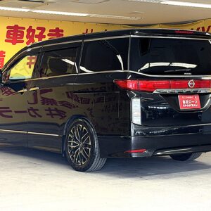 ELGRAND　エルグランド　350ハイウェイスター　【4WD】