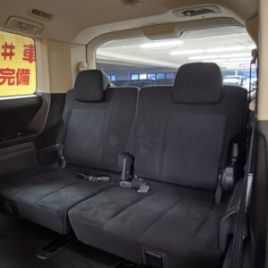 DELICA　デリカD5　M　【カスタム】【4WD】【車検2年付】　