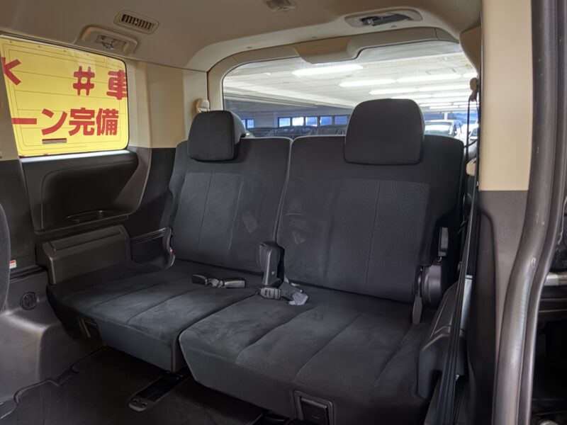 DELICA デリカD5 M 【カスタム】【4WD】【車検2年付】