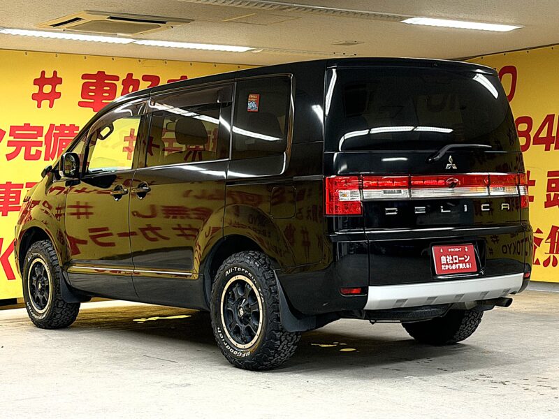 DELICA デリカD5 M 【カスタム】【4WD】【車検2年付】