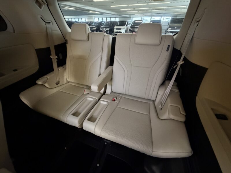 LEXUS LM500h バージョンL 【総合評価優良車】【4WD】