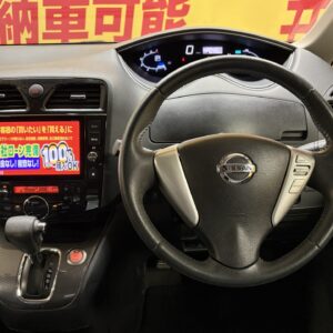 SERENA　セレナ　ライダー　ブラックライン　S-HV【特別仕様車】【総合評価優良車】【車検２年付】