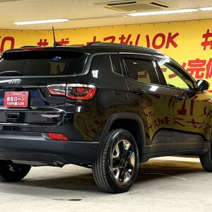 JEEP COMPASS　ジープ・コンパス　トレイルホーク【総合評価優良車】【限定特別仕様車】【４WD】【ワンオーナー】【車検２年付】