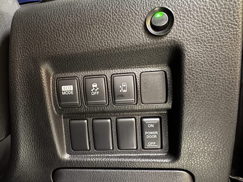 ELGRAND エルグランド 250ハイウェイスター 【車検2年付】