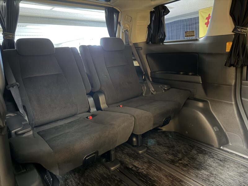 VELLFIRE ヴェルファイア 2.4Zプラチナセレクション【特別仕様車】【4WD】【カスタム】【車検2年付】