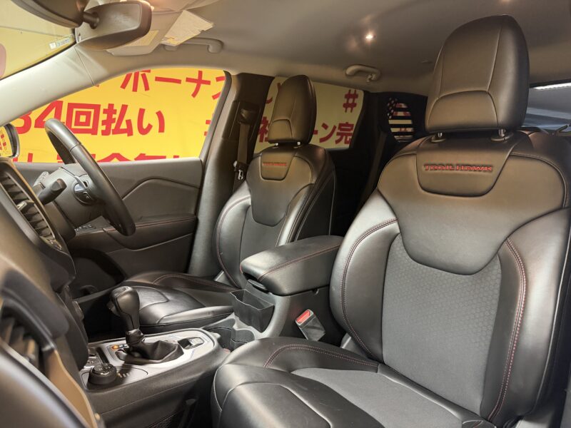 JEEP CHEROKEE ジープチェロキー トレイルホーク【カスタム】【4WD】【車検2年付】