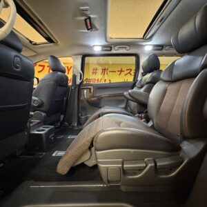 ELGRAND　エルグランド　350ハイウェイスター【4WD】【車検2年付】