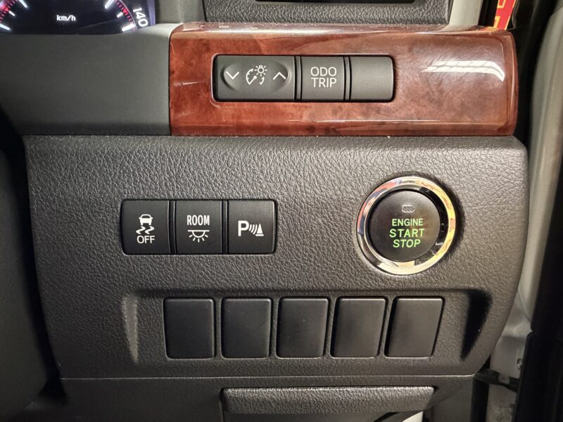 VELLFIRE ヴェルファイア 2.4Z プラチナセレクション2 【総合評価優良車】【特別仕様車】【車検2年付】