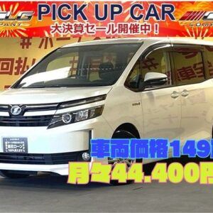 VOXY ヴォクシーHV V 【車検2年付】