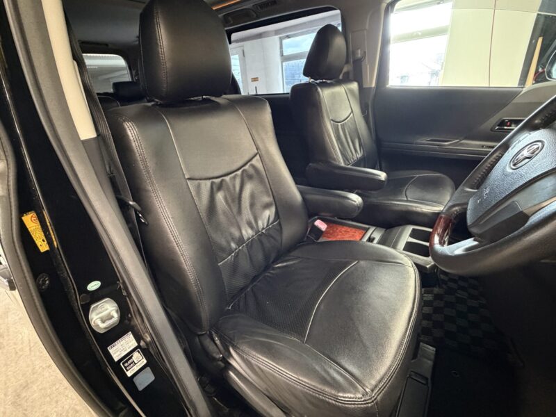 VELLFIRE ヴェルファイア 2.4Zプラチナセレクション【特別仕様車】【カスタム】【車検2年付】