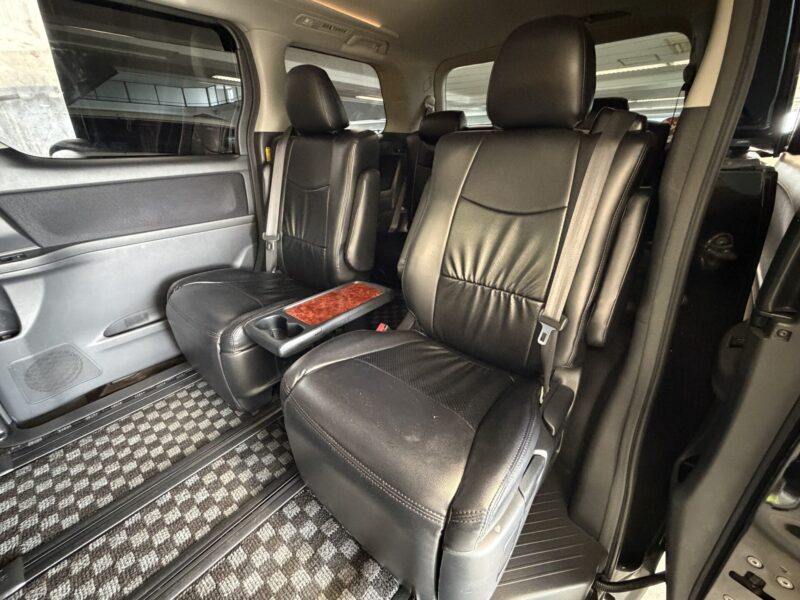 VELLFIRE ヴェルファイア 2.4Zプラチナセレクション【特別仕様車】【カスタム】【車検2年付】