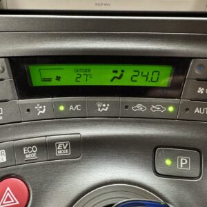 PRIUS　プリウス　L　【カスタム】【車検２年付】