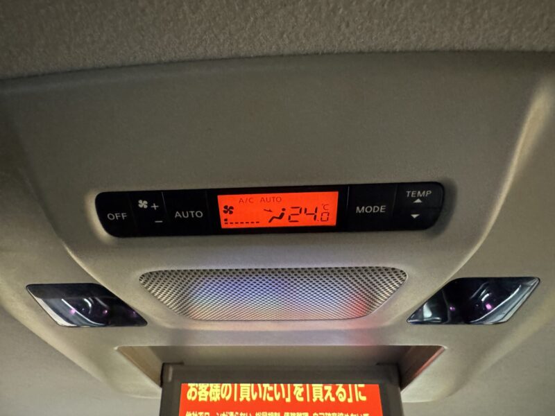 ELGRAND エルグランド 250ハイウェイスター【総合評価優良車】【カスタム】【車検2年付】