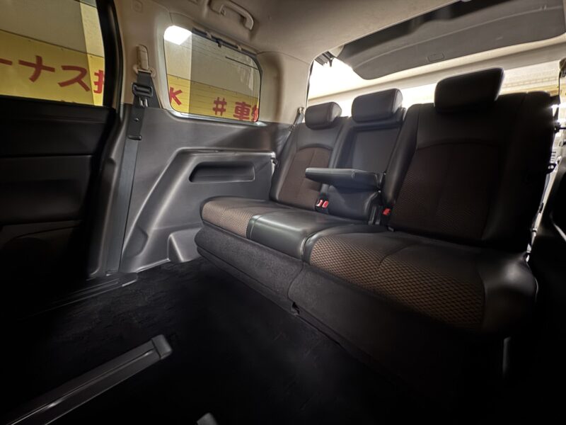 ELGRAND エルグランド 250ハイウェイスター 【車検2年付】