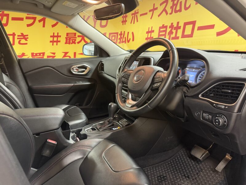 JEEP CHEROKEE ジープチェロキー トレイルホーク【カスタム】【4WD】【車検2年付】