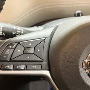 SERENA　セレナ　e-power ハイウェイスターV【ワンオーナー】