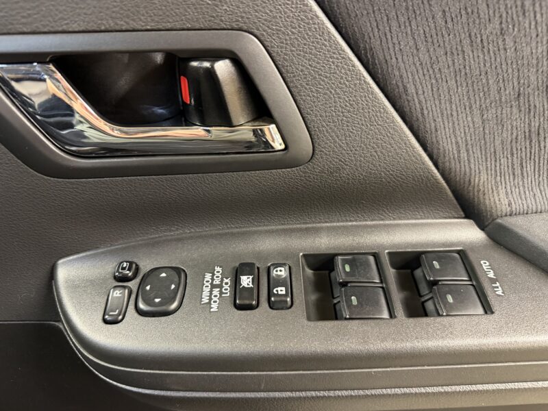VELLFIRE ヴェルファイア 2.4Z プラチナセレクション2 【特別仕様車】【カスタム車】【車検2年付】