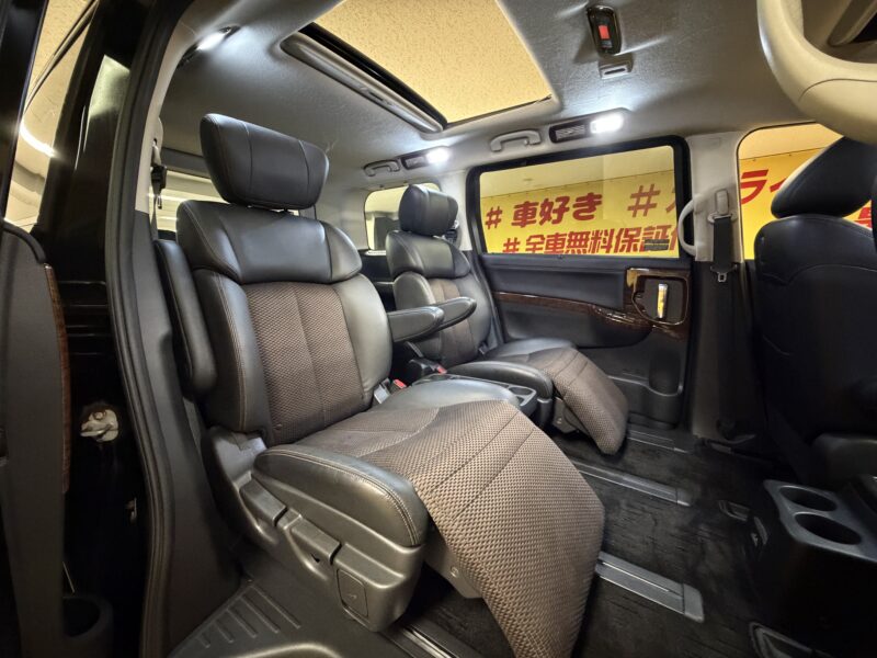 ELGRAND エルグランド 350ハイウェイスター【4WD】【車検2年付】