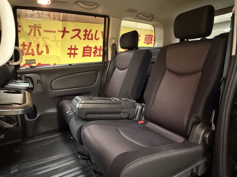 SERENA セレナ ハイウェイスター 【総合評価優良車】【4WD】【車検2年付】
