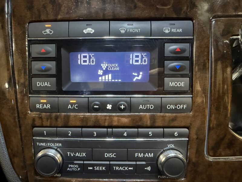 ELGRAND エルグランド 350ハイウェイスター【4WD】【車検2年付】