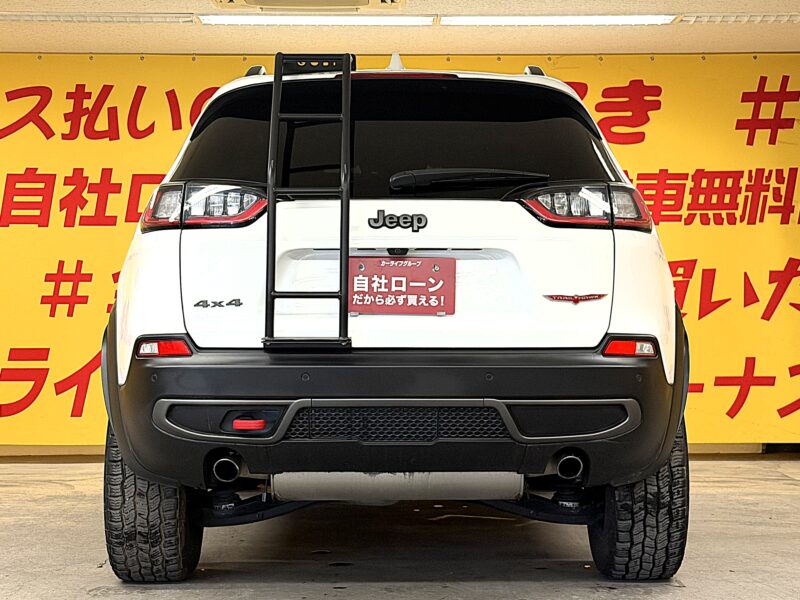 JEEP CHEROKEE ジープチェロキー トレイルホーク【カスタム】【4WD】【車検2年付】